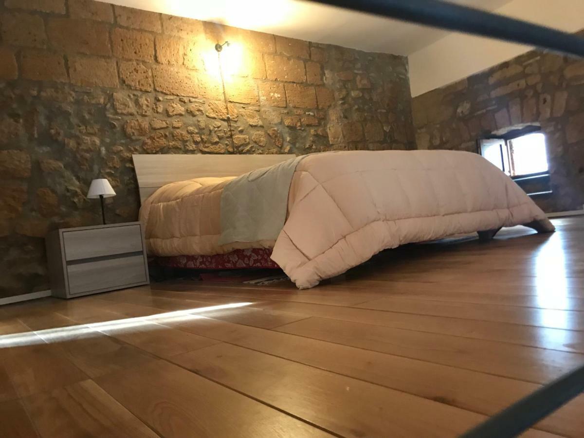 Palazzo Urbani Leilighet Orvieto Eksteriør bilde