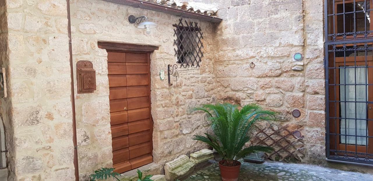 Palazzo Urbani Leilighet Orvieto Eksteriør bilde